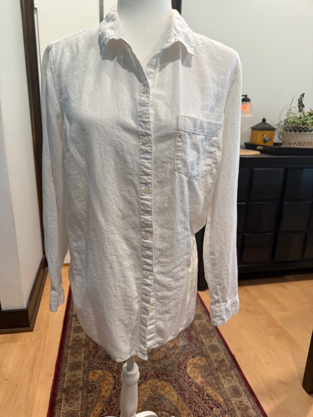 Old Navy White Lightweight Button-Down Shirt